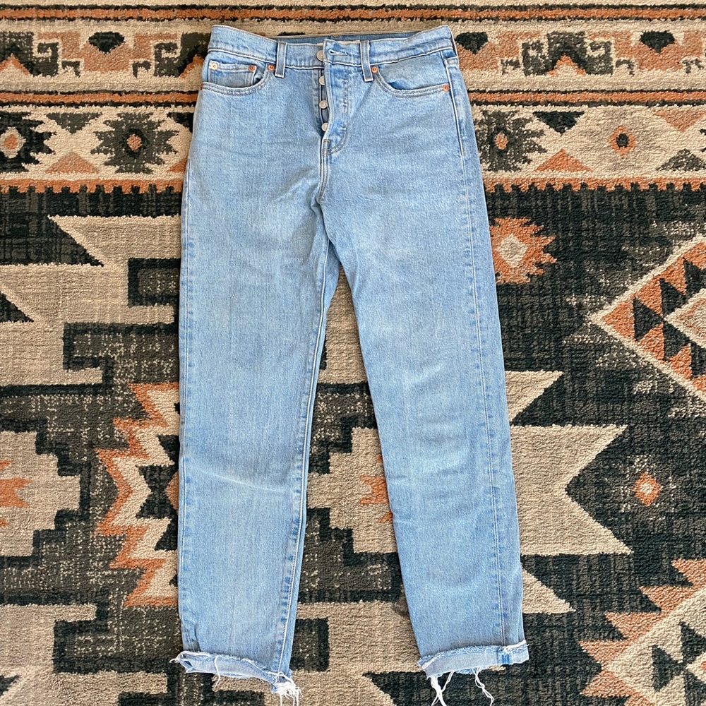 Levi’s Wedgie Jeans